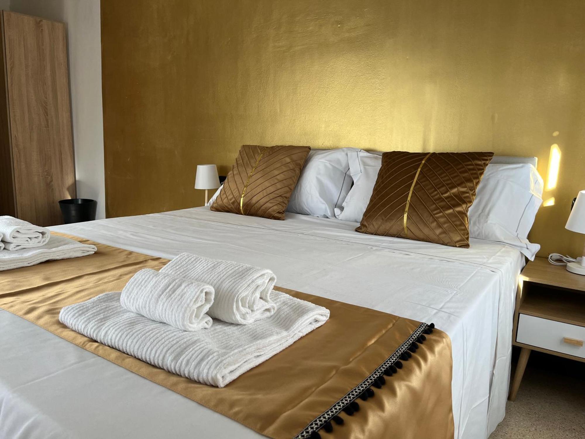 Genova Gold Rooms Ngoại thất bức ảnh