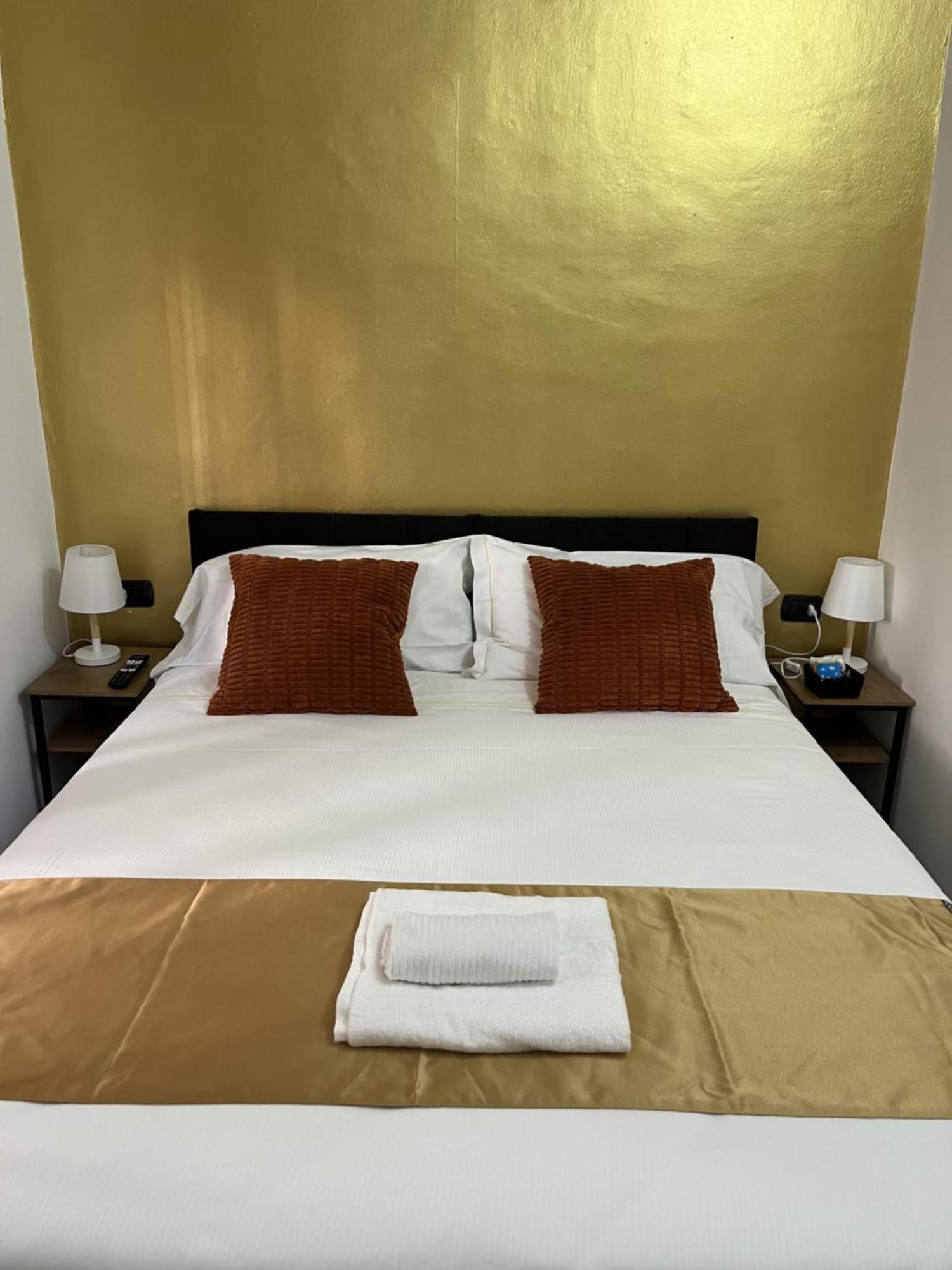 Genova Gold Rooms Phòng bức ảnh